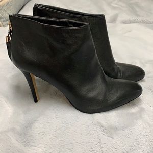Lord & Taylor Black booties